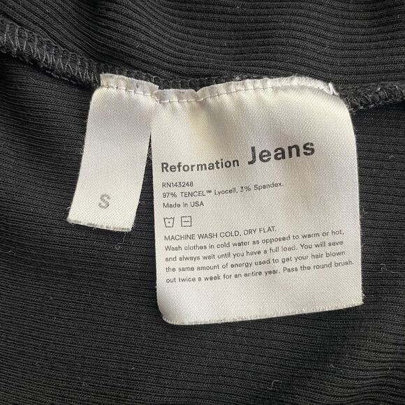 Reformation Jeans Ribbed Short Sleeve Baby Tee Black - Size: Small - Picture 4 of 7